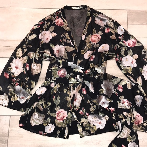 Alice + Olivia Tops - Alice and Olivia burnout floral kimono top XS